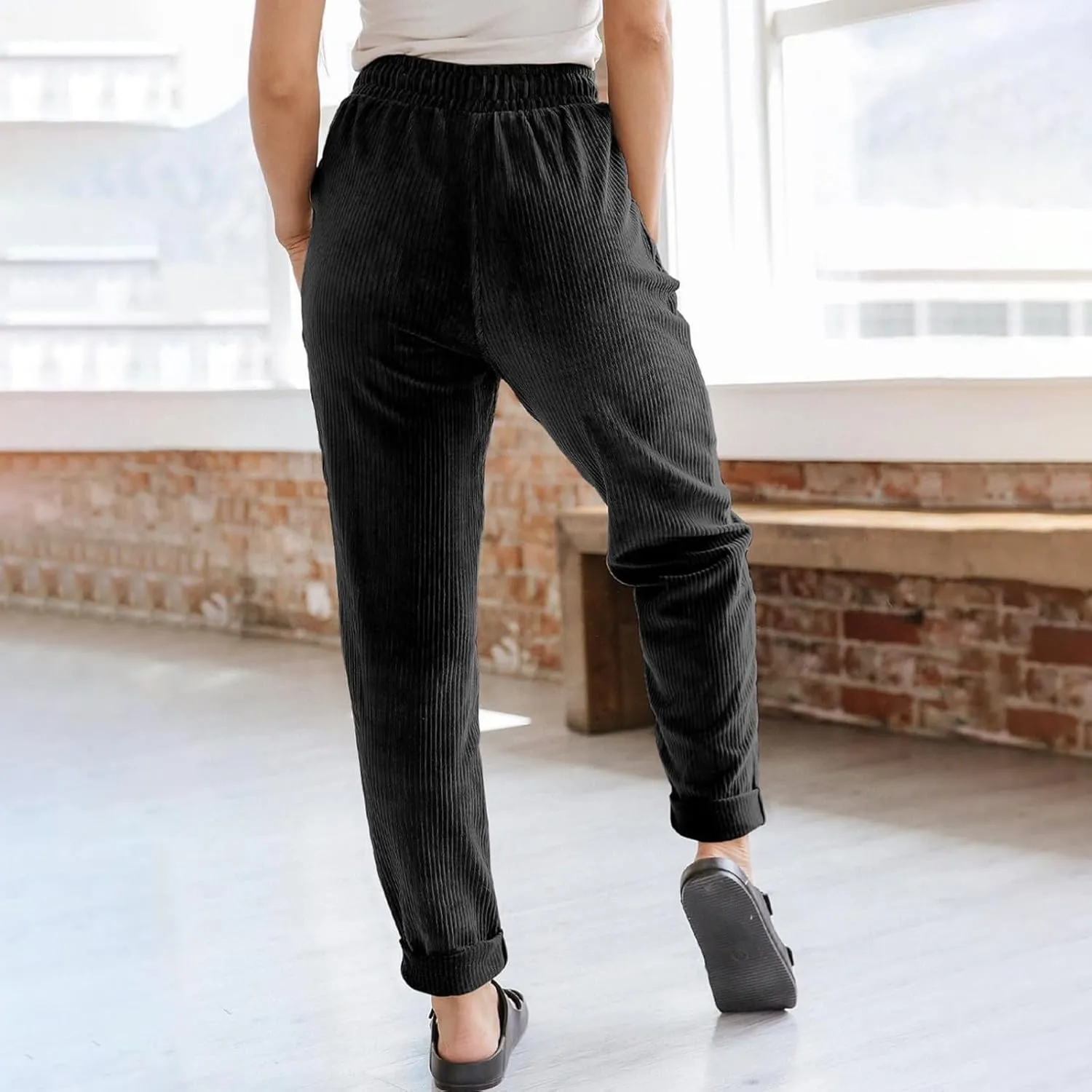 Comfy Corduroy Pants for Women Straight Leg Elastic Waist Pants Casual Pants Trousers with Pockets 2024